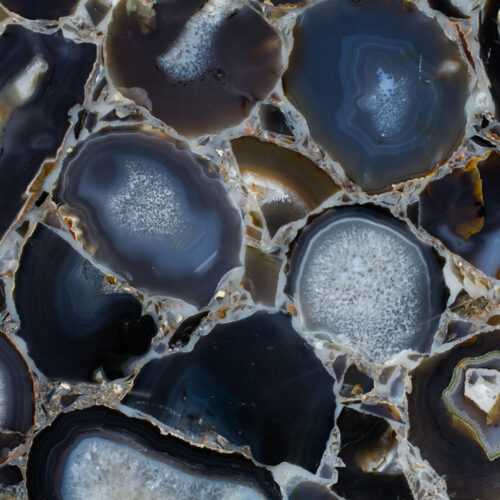 Solid agate